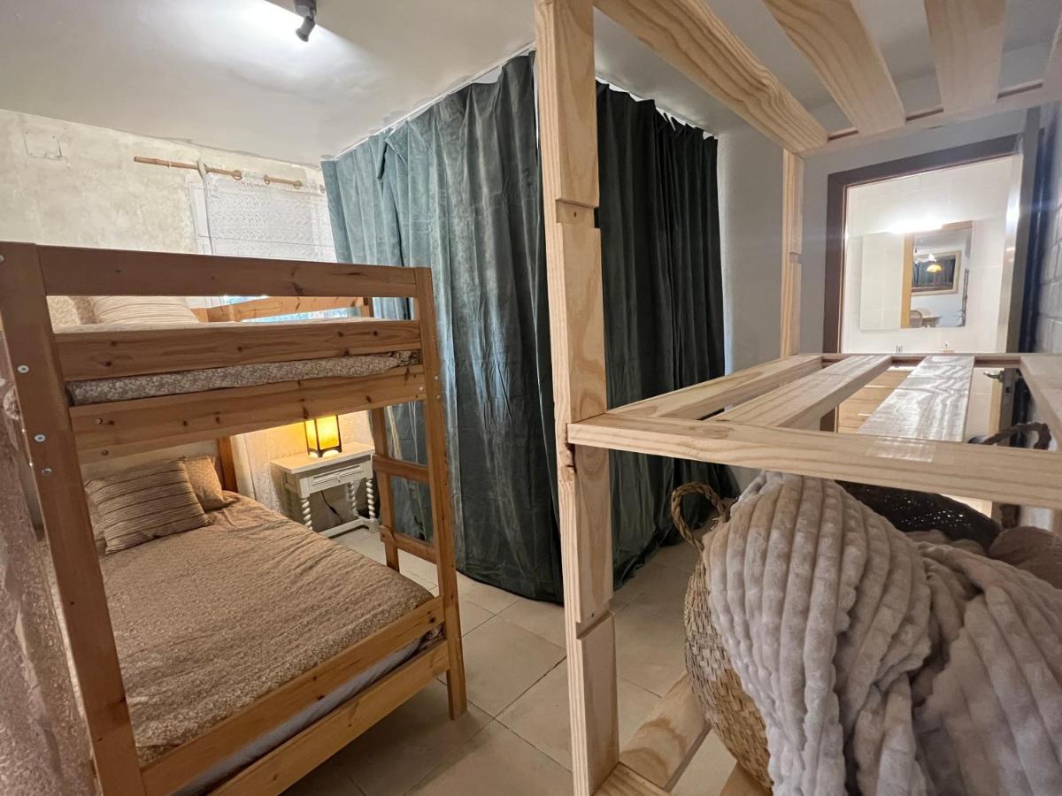 Apartamento Loft, Jardin Y Piscina Privada Romanya de la Selva Exterior photo